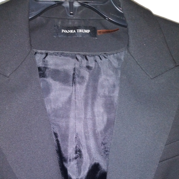 Ivanka Trump Black Double Breasted Jacket Size 12 Like New - Picture 9 of 9